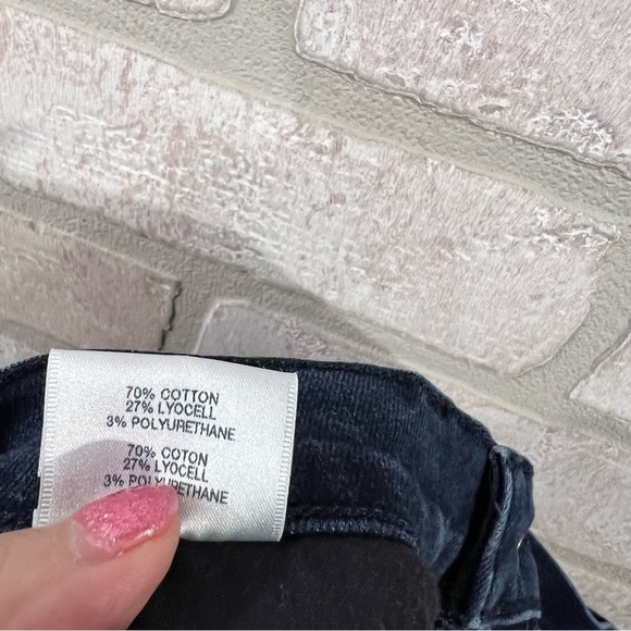 J Brand Crop Skinny Jeans in Radiowave Destruction Wash Size 27 - Picture 11 of 11